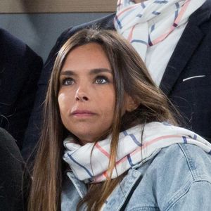 On l'a connue en tant que Miss France, mais lorsqu'elle a rendu sa couronne, Marine Lorphelin a repris sa blouse blanche. 


Marine Lorphelin  - People dans les tribunes lors des Internationaux de France de Tennis de Roland Garros