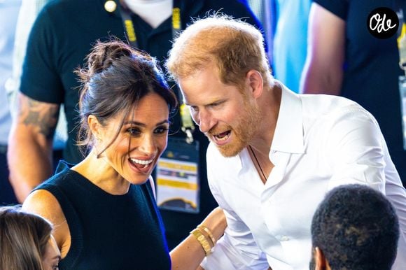 Le prince Harry, duc de Sussex et Meghan Markle, duchesse de Sussex, assistent à la finale de natation lors des Invictus Games 2023 à Dusseldorf, le 13 septembre 2023.