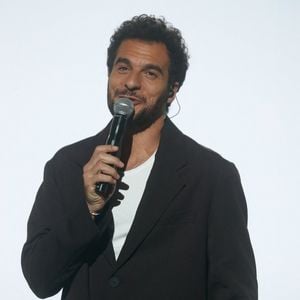 Amir Haddad - Enregistrement de l'émission "Les disques d'or de l'année" au Dôme de Paris, présentée par E.Gossuin et diffusée le 24 décembre à 21h10 sur M6
© Christophe Clovis / Bestimage