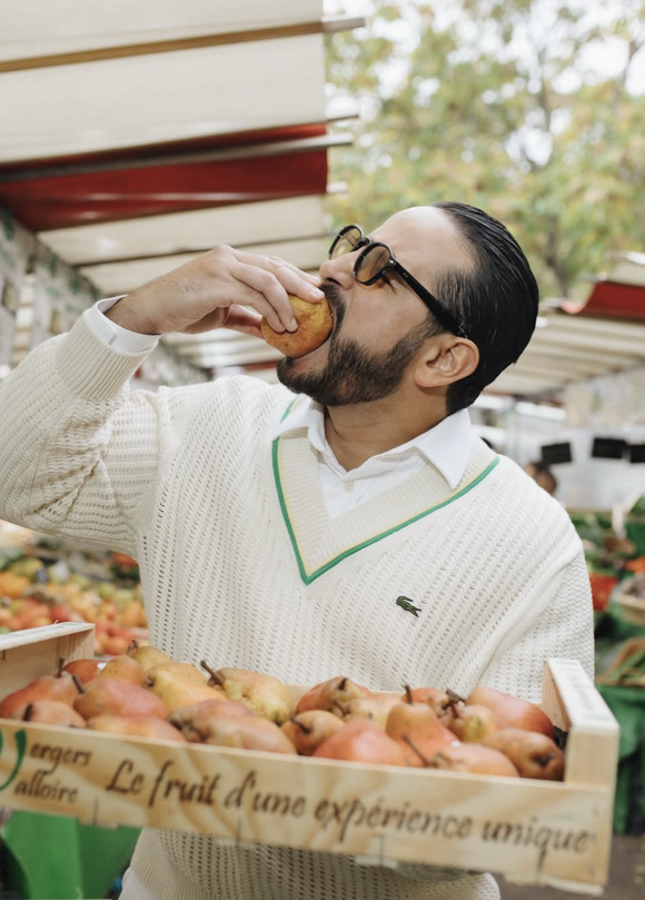Mohamed Cheikh Marché Président Wilson, Paris 75116.
Photo de : @theniceguysagency