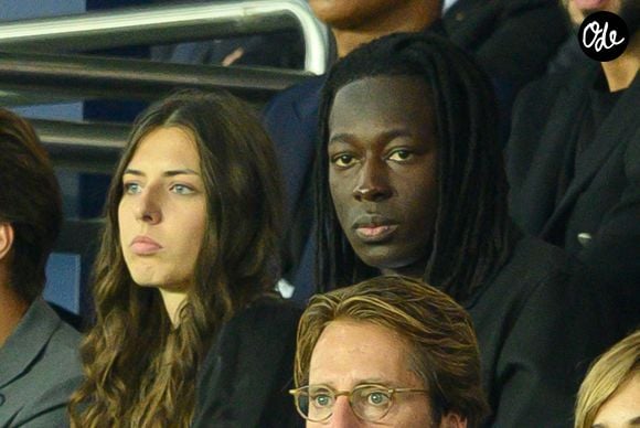 Sa femme Emilie Roquette travaillent avec lui 

Mory Sacko et son épouse Émilie assistent au match de football de Ligue 1 (L1) opposant le Paris Saint-Germain à Monaco au Parc des Princes, à Paris, le 29 août 2022, en France. Photo de Laurent Zabulon/ABACAPRESS.COM