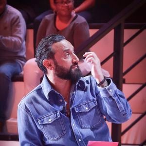 Exclusif - Cyril Hanouna, sur le plateau de TBT9 (Tout beau tout n9uf) présenté par C.Hanouna, et diffusé en direct sur W9, Paris, France, le 06 janvier 2026. © Jack Tribeca / Bestimage