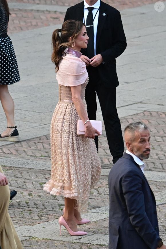 Rania Al-Abd Allah di Giordania arrivant au Campo della Madonna dell'Orto avant le mariage des Bezos, à Venise, Italie, le 26 juin 2025. Photo par SGP/SPUS/ABACAPRESS.COM