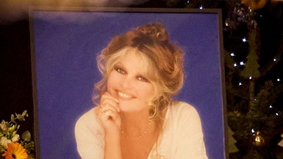 “Je regrette beaucoup” : ce grand nom de la musique française n’a pas été conviée à l’ultime voyage de Brigitte Bardot