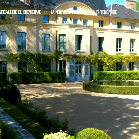 Le domaine de Catherine Deneuve en Normandie. @ TF1 / 50'Inside