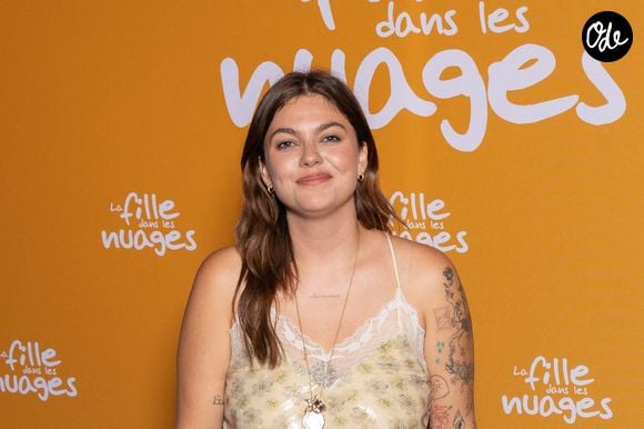 Louane Emera assiste à la première parisienne du film « La Fille Dans les Nuages » à l'UGC Bercy, le 2 juillet 2026 à Paris, en France. Photo de Nasser Berzane/ABACAPRESS.COM