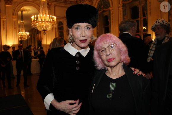 Marie Beltrami - Arielle Dombasle est élevée au rang d'Officière de l'ordre des Arts et Lettres au Ministère de la Culture à Paris le 08 Décembre 2025.

© Philippe Baldini / Bestimage
