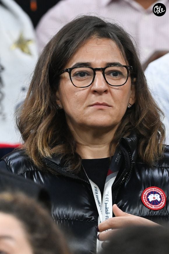 Faiza Lamari, la mère de Kylian Mbappé, dans les tribunes lors de la demi-finale opposant la France au Maroc lors de la Coupe du monde 2022 au stade Al-Bayt, à Doha, au Qatar, le 14 décembre 2022. La France s'est imposée 2-0. © Philippe Perusseau/Bestimage