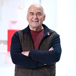 Exclusif - Michel Fugain - Enregistrement de l'émission "Vivement dimanche" presentée par M.Drucker au studio Gabriel, à Paris, France, le 13 mars 2022. Diffusion sur France 2 le 27 mars 2022. © Guillaume Gaffiot/Bestimage