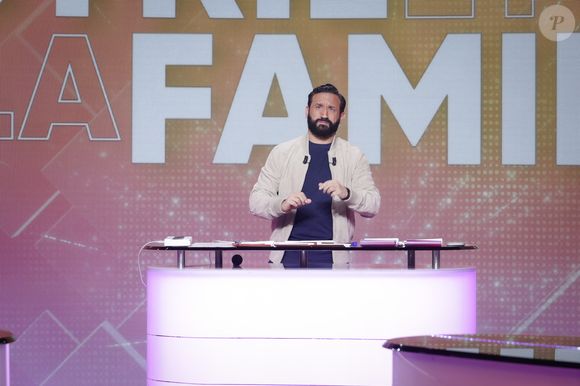 Exclusif - Cyril Hanouna - Emission TBT9 (Tout beau tout n9uf) présentée par C.Hanouna et diffusée en direct sur W9 le 20 novembre 2025. © Jack Tribeca / Bestimage