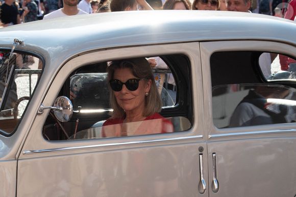 La princesse Caroline de Hanovre a défilé dans des voitures de collection dans le cadre des célébrations de la naissance de feu Rainier III à Monaco le 31 mai 2023. Photo de Pierre Villard/Pool/ABACAPRESS.COM