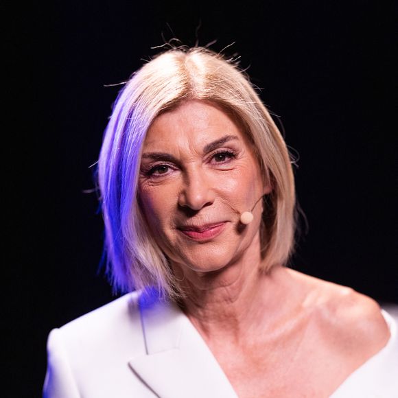 Exclusif - Michele Laroque lors de l'enregistrement de l'émission "La chanson secrète N°14", à Paris le 9 décembre 2025. 

© Jacovides-Moreau/Bestimage