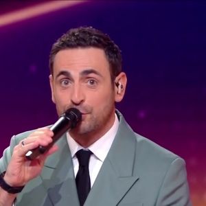 Les téléspectateurs ont découvert les douze binômes de cette saison

Camille Combal lors du premier prime de Danse avec les stars, le 23 janvier 2026. Capture d'écran/TF1