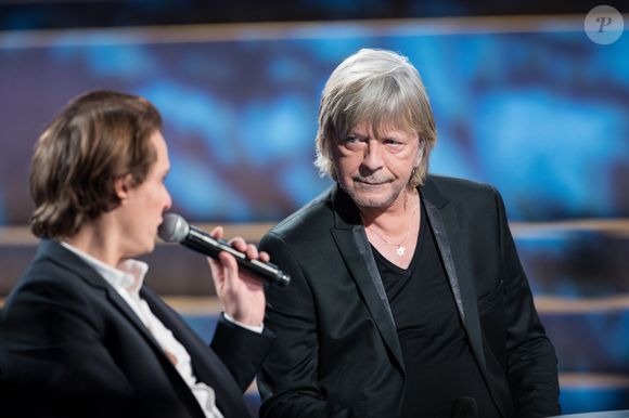 Bénabar et le chanteur Renaud - Tournage de l'émission "Merci Renaud" dans les studios de la Plaine Saint-Denis le 15 novembre 2016. © Cyril Moreau / Bestimage