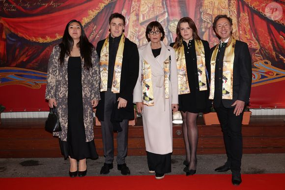 La princesse Stéphanie de Monaco, Louis et Marie Ducruet, Camille Gottlieb et Stéphane Bern lors de la soirée d'ouverture de la 47ème édition du Festival International du Cirque de Monte-Carlo à Monaco, le 17 janvier 2025. © Jean-Charles Vinaj/Pool Monaco/Bestimage