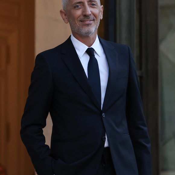 Il sera au Dôme de Paris du 28 janvier au 15 février 2025, avec son spectacle baptisé Lui-même. 

L'humoriste et acteur, Gad Elmaleh arrive au palais de l'Élysée pour un dîner offert aux chefs d’état et de gouvernement par le président de la république dans le cadre du XIXe Sommet de la Francophonie à Paris, le 4 octobre 2024. © Stéphane Lemouton / Bestimage