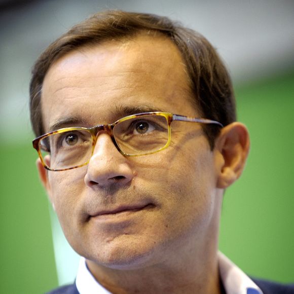 Le producteur de télévision Jean-Luc Delarue visite l'Institut Sainte-Claire à Verviers, en Belgique, le 1er juin 2011. Photo par Danny Gys/Reporters/ABACAPRESS.COM