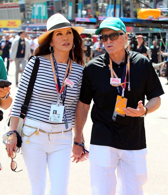 Michael Douglas et sa femme Catherine Zeta-Jones lors des qualifications du Grand Prix de Formule 1 (F1) de Monaco, le 27 mai 2023.
© Jean-François Ottonello/Nice Matin/Bestimage