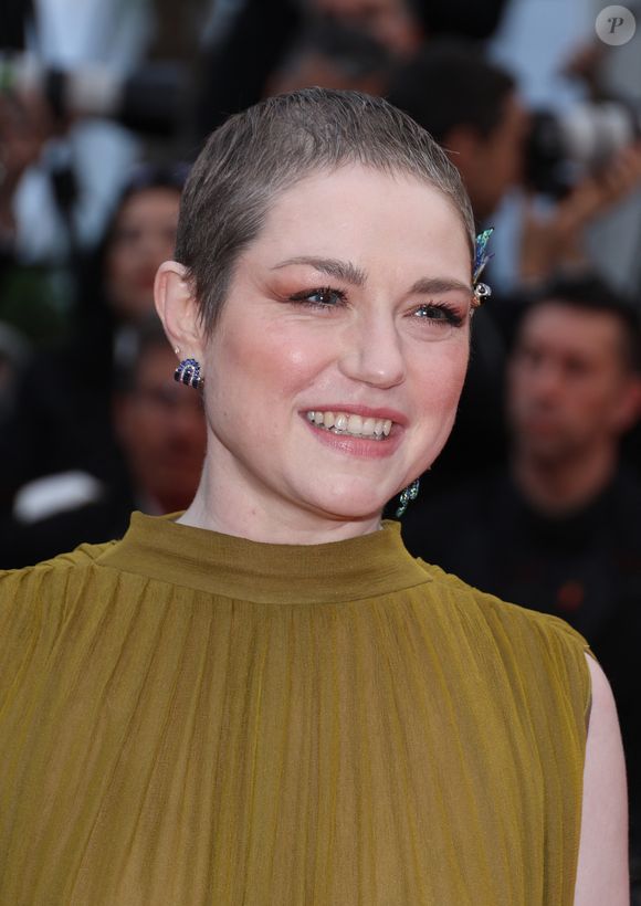 Emilie Dequenne - Montée des marches du film « Le deuxième acte » pour la cérémonie d’ouverture du 77ème Festival International du Film de Cannes, au Palais des Festivals à Cannes. Le 14 mai 2024
©Agence / Bestimage