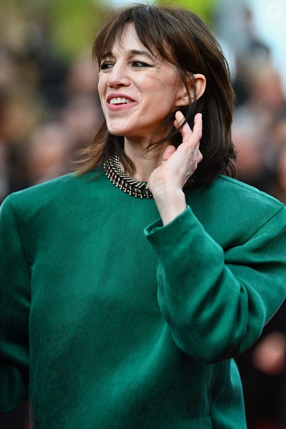 Charlotte Gainsbourg assiste au tapis rouge de The Phoenician Scheme lors du 78ème Festival de Cannes au Palais des Festivals le 18 mai 2025 à Cannes, France. ©Franck Castel/ABACAPRESS.COM