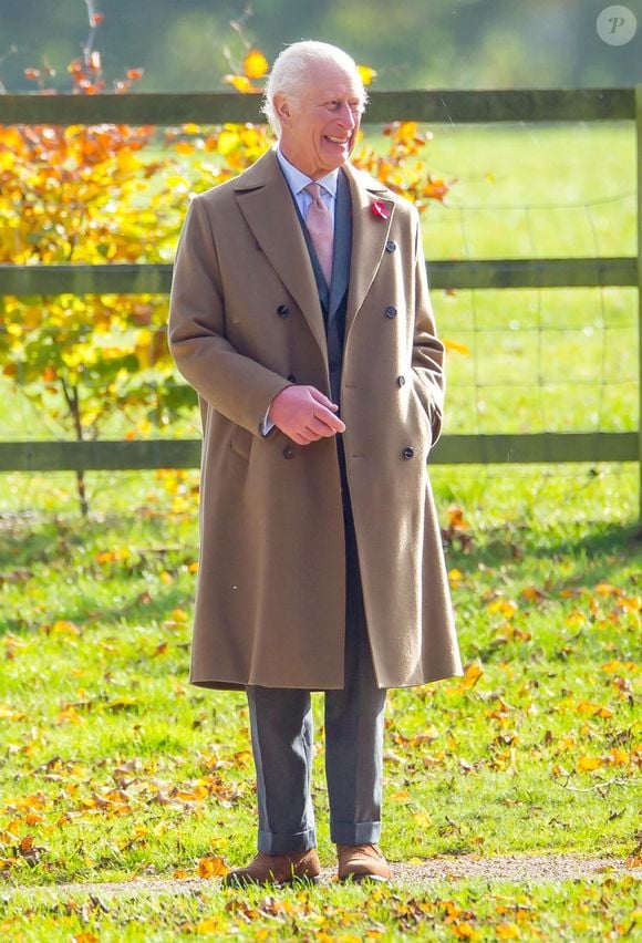 Et pour cause, le roi Charles III a posé ses valises à Sandringham pour célébrer la Nativité avec une partie de la Firme.

Le roi Charles III d'Angleterre va assister à la messe du dimanche à l'église Sainte-Marie-Madeleine de Sandringham le 3 novembre 2024.