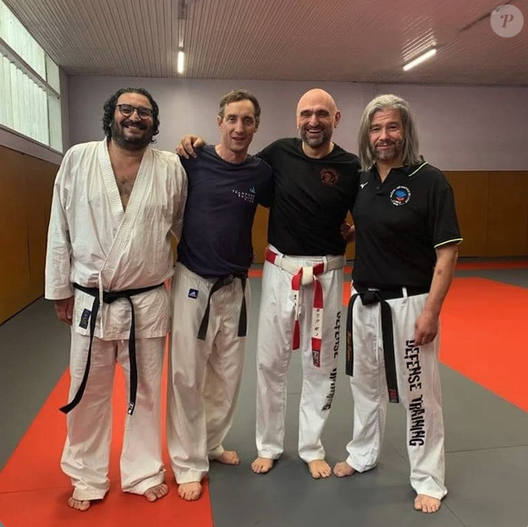 Paul Seixas, le jeune espoir du cyclisme français est soutenu par ses parents Emmanuel et Emmanuelle tous deux anciens karateka.