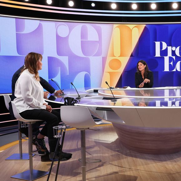 Après huit ans passés à co-animer la matinale "Première édition" sur BFMTV, Adeline François a fait ses adieux à l’antenne fin juin. 

Adeline François, Apolline de Malherbe et Laure Closier lors de la conférence de presse de rentrée BFM TV. - RMC du groupe Altice France à Paris, France. © Coadic Guirec/Bestimage