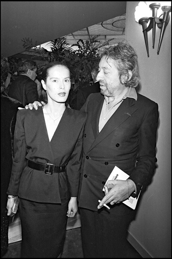 ARCHIVES - SERGE GAINSBOURG ET SA FEMME BAMBOU A GENERALE DE LA PIECE "KEAN" AU THEATRE MARIGNY A PARIS EN 1987