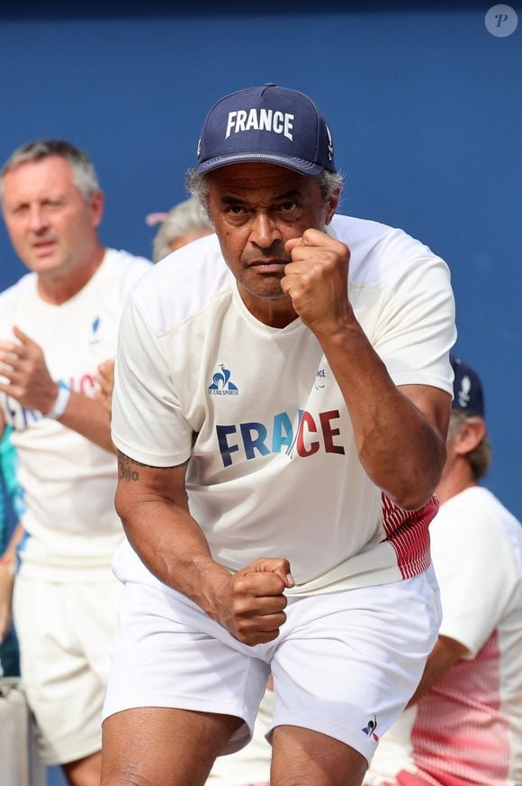 Yannick Noah, coach de l'équipe de France paralympique de tennis fauteuil lors de la rencontre de tennis fauteuil entre S.Houdet et M.delaPuente en quart de finale des jeux paralympiques Paris 2024 le 4 septembre 2024. © Dominique Jacovides / Bestimage