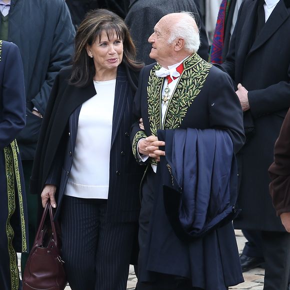 Anne Sinclair et Pierre Nora - Hommage national à Alain Decaux à l'Hôtel national des Invalides à Paris, le 4 avril 2016. © Cyril Moreau/Bestimage