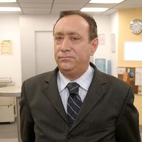 "Ne m’envoyez pas de MP pour me réconforter" : Un acteur de Caméra Café inconsolable après l'annonce du départ de Gérard Chaillou