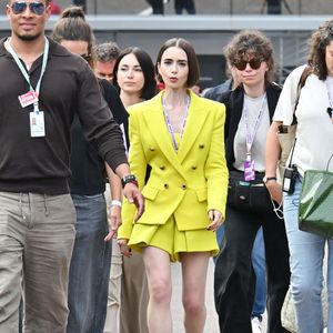 L’intrigue reprendra après le séjour romain d’Emily aux côtés de Marcello.
Lily Collins à Monaco pendant le tournage de la saison 6 d'"Emily in Paris".
© Manuele Mangiarotti/IPA via ZUMA Press