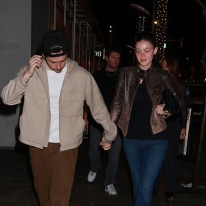 Brooklyn Beckham et sa femme Nicola Peltz à Beverly Hills.

Backgrid USA / Bestimage
