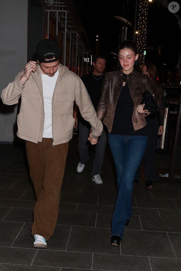 Brooklyn Beckham et sa femme Nicola Peltz à Beverly Hills.

Backgrid USA / Bestimage