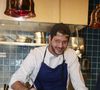 Alessandro a perfectionné son art, notamment auprès de Hélène Darroze à Londres, avant de revenir à Paris.

Exclusif - Alessandro Belmondo - Alessandro Belmondo, le fils de P. et L. Belmondo est chef cuisinier dans le nouveau restaurant "Il Cara Rosso" dont c'est l'inauguration ce jour, à Saint-Cloud le 31 janvier 2018. © Denis Guignebourg/Bestimage