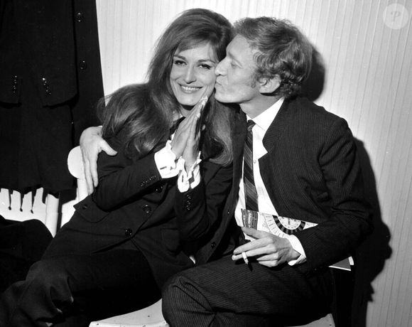 Celle qui a été en couple avec plusieurs hommes dans sa vie a souffert de voir trois de ses anciens amants se suicider...

Photo d'archives de Dalida et de son ex mari Lucien Morisse en 1967. Photo Olycom/Abaca