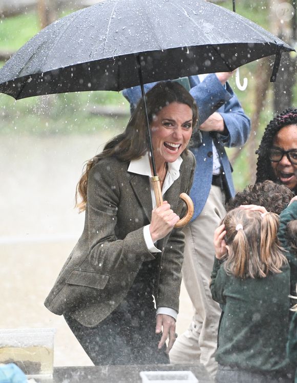 La princesse de Galles lors de leur visite des jardins nouvellement transformés du Musée d'histoire naturelle de Londres, et rencontrer des enfants et des jeunes qui participent à des programmes d'apprentissage le jeudi 4 septembre 2025. Photo par Eddie Mulholland/Daily Telegraph/PA Wire/ABACAPRESS.COM