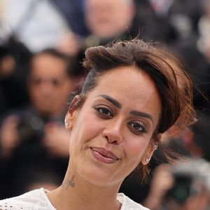 Amel Bent au photocall du film "Ma Frère" lors du 78ème Festival International du Film de Cannes, au Palais des Festivals à Cannes, France, le 22 mai 2025. © Jacovides-Moreau/Bestimage