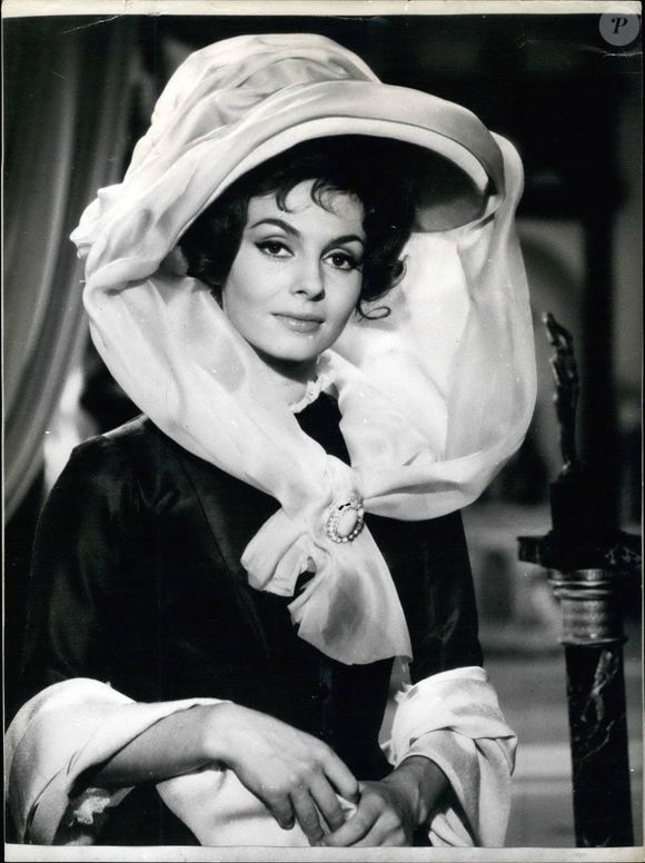 Michele Mercier dans "Lady Hamilton", un film en cours de tournage, le 5 septembre 1968. 

© Keystone Pictures USA/ZUMAPRESS