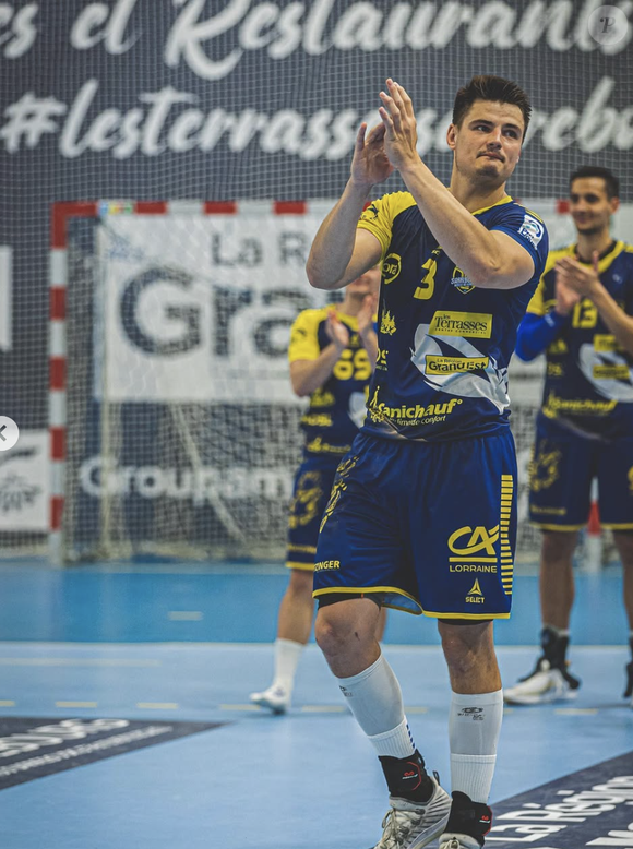 Jade Pradin va épouser son compagnon, le handballeur professionnel Geoffroy Carabasse