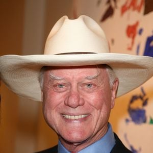 La star menait depuis plusieurs mois un combat courageux contre un cancer du cerveau à Los Angeles.

Archives - Larry Hagman (DALLAS) en 2010 À Paris
Agence / Bestimage