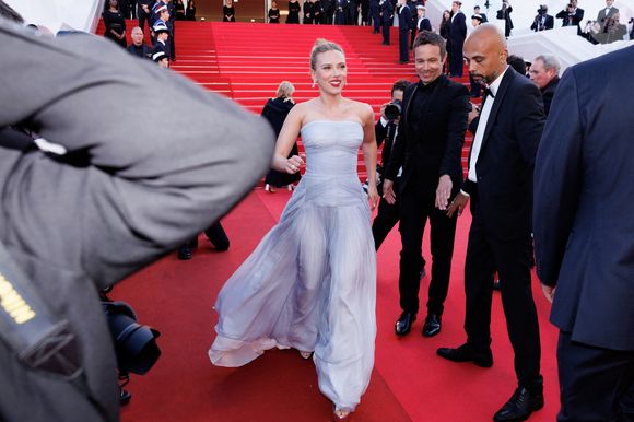 Scarlett Johansson - Montée des marches du film « Vie privée » lors du 78ème Festival International du Film de Cannes, au Palais des Festivals à Cannes. Le 20 mai 2025
© Jacovides-Moreau / Bestimage