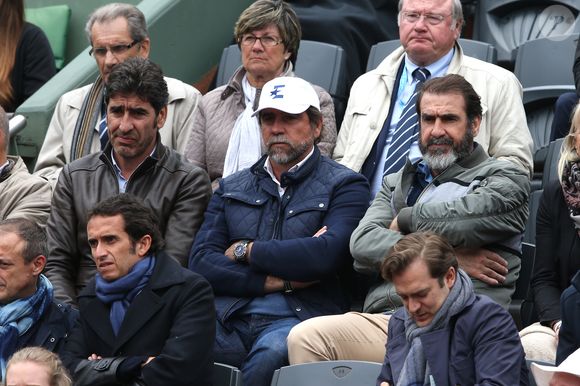 Erica Cantona et ses frères Joël et Jean-Marie, Alexandre Bompard, Renaud Capuçon - People dans les tribunes des internationaux de France de Roland Garros à Paris le 3 juin 2016. © Cyril Moreau / Bestimage