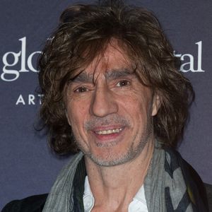 Louis Bertignac lors de la 7ème cérémonie des Globes de Cristal qui s'est tenue au Lido sur les Champs Elysées à Paris, France, le 6 février 2012. Photo ABACAPRESS.COM