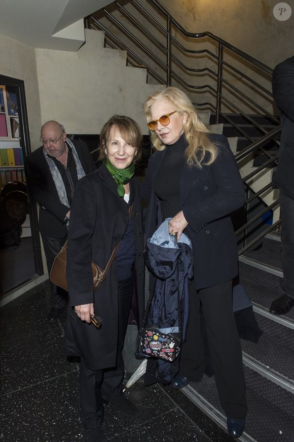 Nathalie Baye et Sylvie Vartan - Soirée en l'honneur de Danielle Darrieux lors de la projection du film "Occupe-toi d'Amélie" de Claude Autant-Lara au Max Linder Panorama à Paris le 9 avril 2018. © Pierre Perusseau/Bestimage