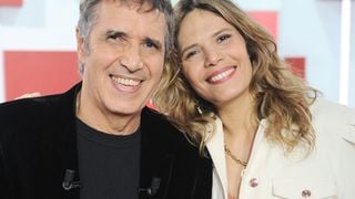 Julien Clerc et son ex-épouse Virginie Coupérie-Eiffel de nouveau réunis en photo : leur fille Vanille partage sa joie