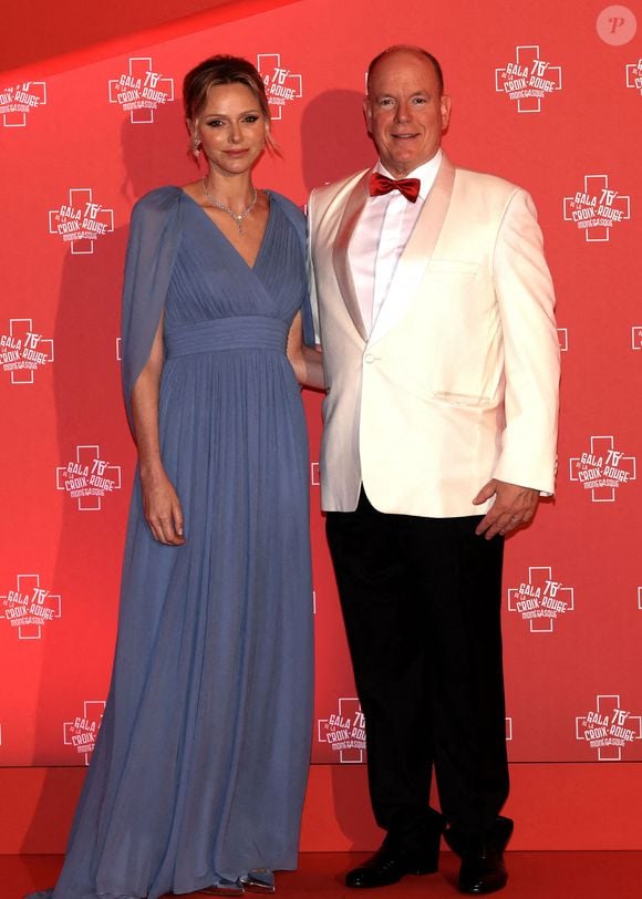 Le prince Albert II de Monaco et la princesse Charlene - 76ème Bal de la Croix Rouge dans la salle des Etoiles à Monaco le 12 juillet 2025. © Claudia Albuquerque/Bestimage