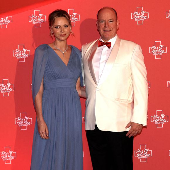 Le prince Albert II de Monaco et la princesse Charlene - 76ème Bal de la Croix Rouge dans la salle des Etoiles à Monaco le 12 juillet 2025. © Claudia Albuquerque/Bestimage