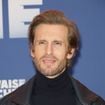 Philippe Lacheau a demandé une photo à Brad Pitt… qui l'a clairement recalé ! Il raconte ce moment