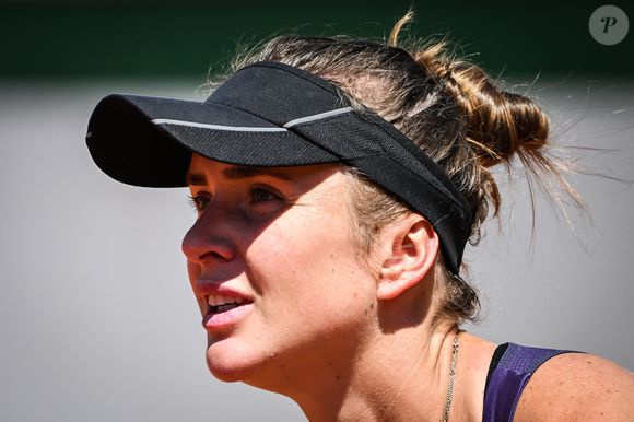 Gaël Monfils assiste à la victoire de sa femme, l'Ukrainienne Elina Svitolina face à l'Australienne S.Hunter (2-6, 6-3, 6-1) lors des Internationaux de France de Tennis de Roland Garros 2023, le 31 mai 2023. Photo : Matthieu Mirville / Bestimage